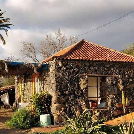 Casita En El Campo Con Vista Al Oceano Villa Tijarafe Luaran gambar