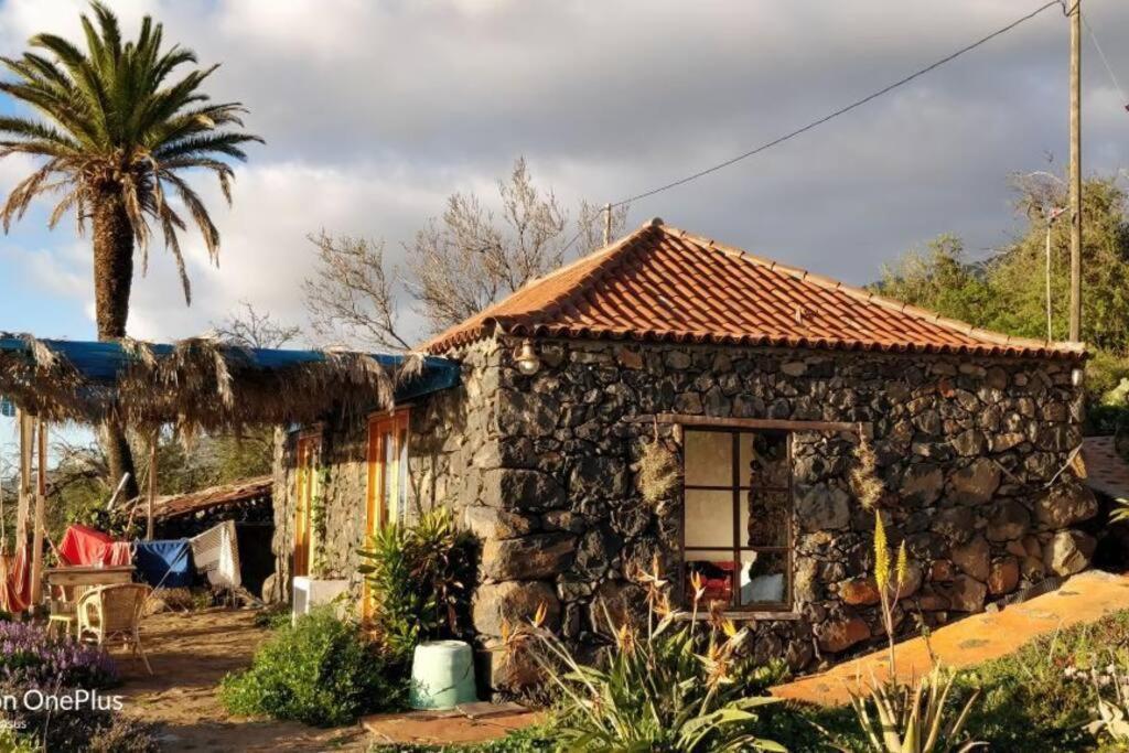 Casita En El Campo Con Vista Al Oceano Villa Tijarafe Luaran gambar