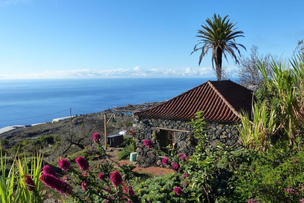 Casita En El Campo Con Vista Al Oceano Villa Tijarafe Luaran gambar