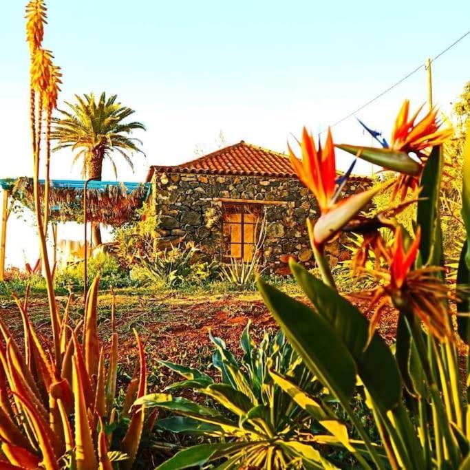 Casita En El Campo Con Vista Al Oceano Villa Tijarafe Luaran gambar