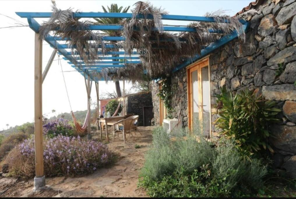 Casita En El Campo Con Vista Al Oceano Villa Tijarafe Luaran gambar