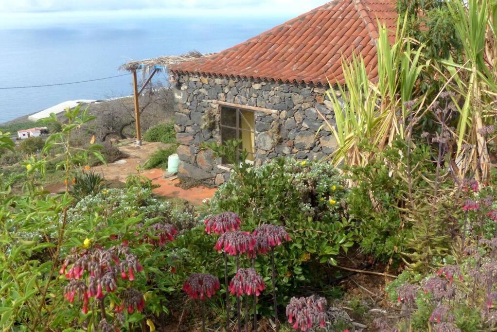 Casita En El Campo Con Vista Al Oceano Villa Tijarafe Luaran gambar