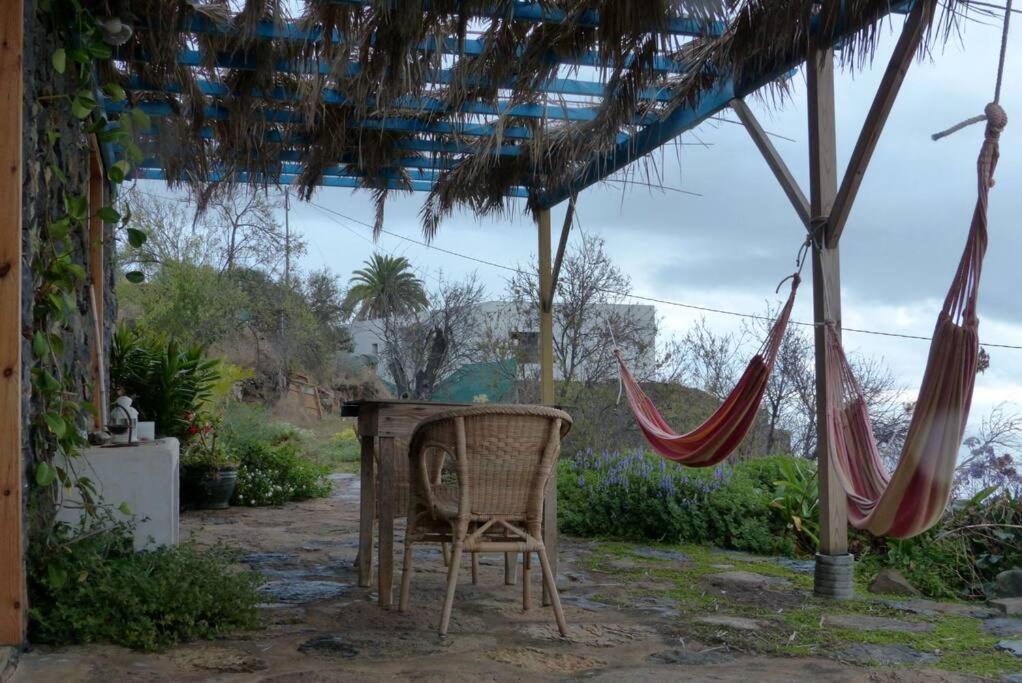 Casita En El Campo Con Vista Al Oceano Villa Tijarafe Luaran gambar